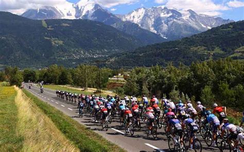 Tour de France Odds: Oddsmakers & Bettors Make Pogacar .